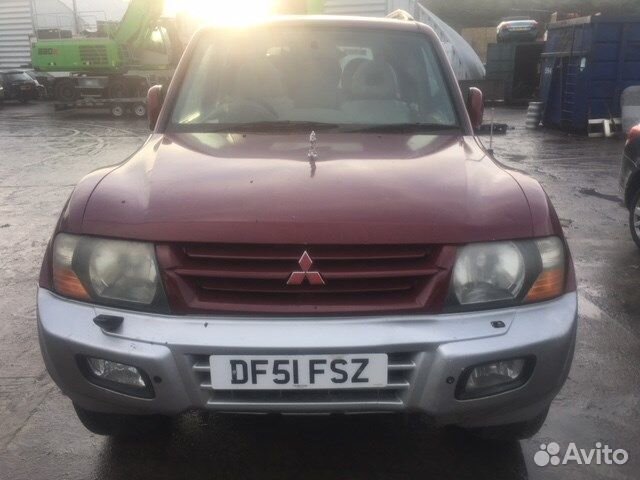 Разбор на запчасти Mitsubishi Pajero / Montero 200
