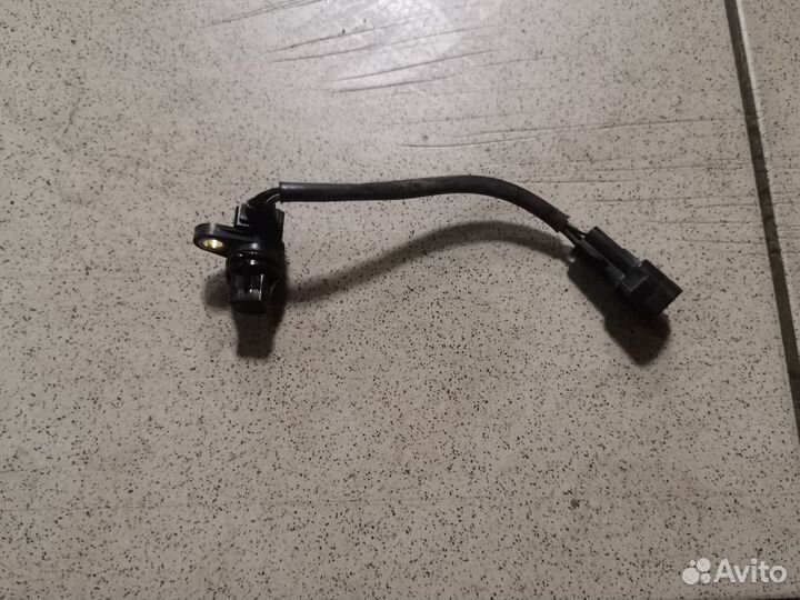 Датчик распредвала Yamaha FZ8