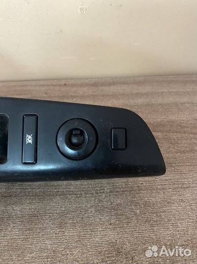 Блок управления стеклоподъемниками Киа Сид