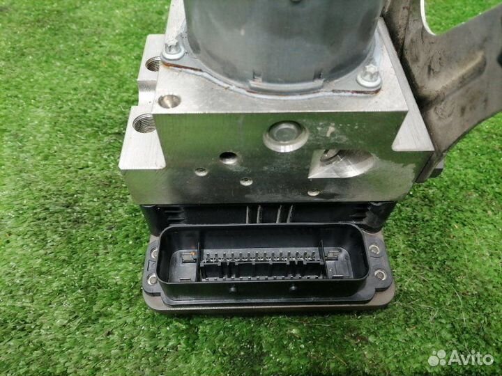 Блок ABS Bmw 523 F10 N52B25AF 2010