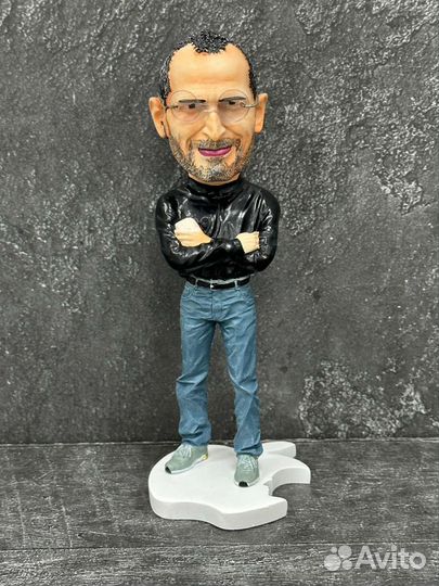 Статуэтка стива джобса