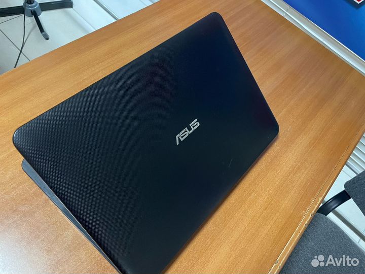 Ноутбук бу Asus с гарантией / 1128gb / видео 2gb