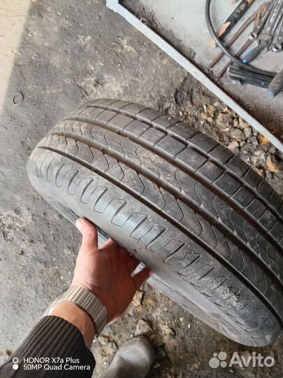 Pirelli Cinturato P7 205/60 R16