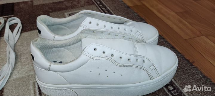 Белые кроссовки bershka 39 размер