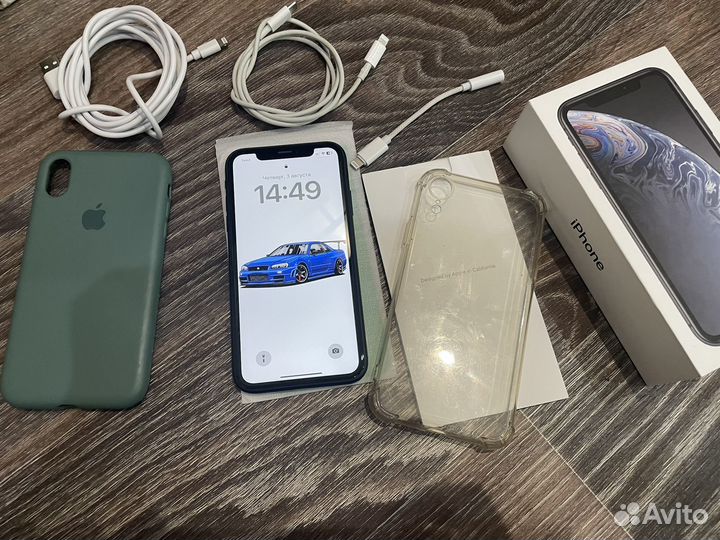 Продам iPhone XR 64 GB Black