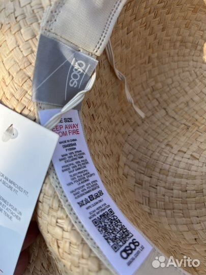 Шляпа женская соломенная