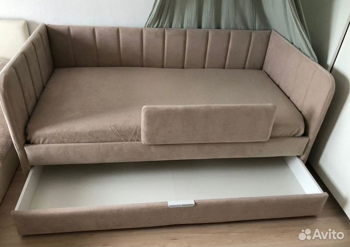 Детская кровать - диван