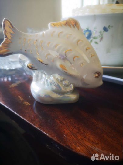 Карп статуэтка