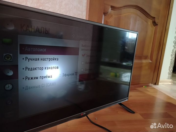 Телевизор ЖК LG на запчасти