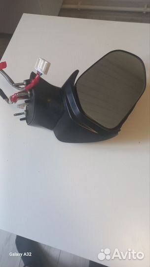 Зеркало заднего вида на toyota camry 70 левое