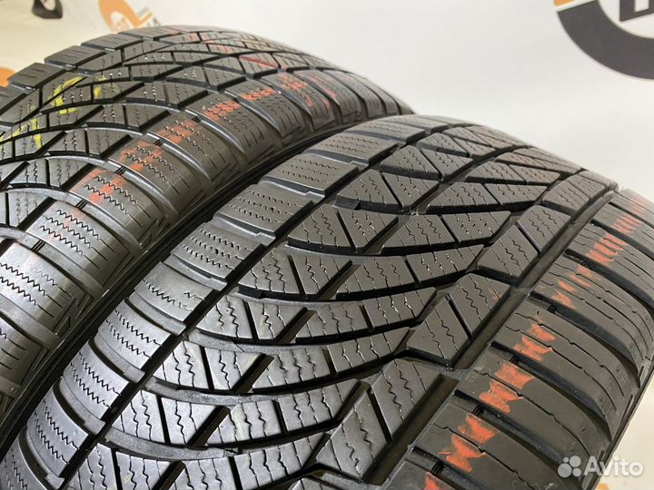 Hankook Kinergy 4S H740 215/45 R17