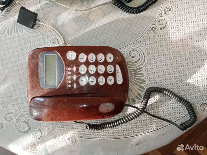 Телефоны стационарные