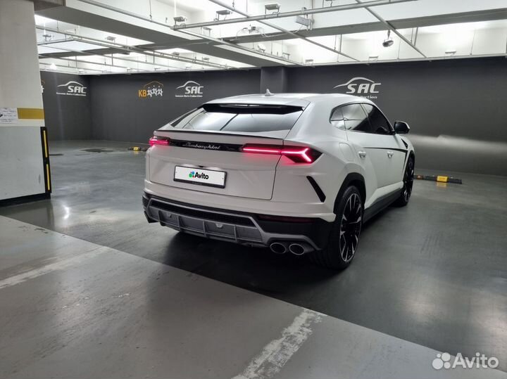 Lamborghini Urus 4.0 AT, 2021, 14 600 км