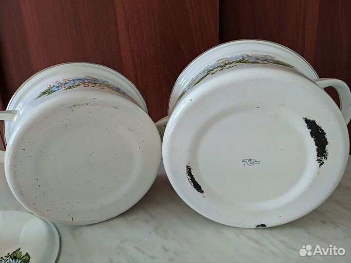 Кастрюли, кружки эмалированные 1л 3л 4,5л 10л