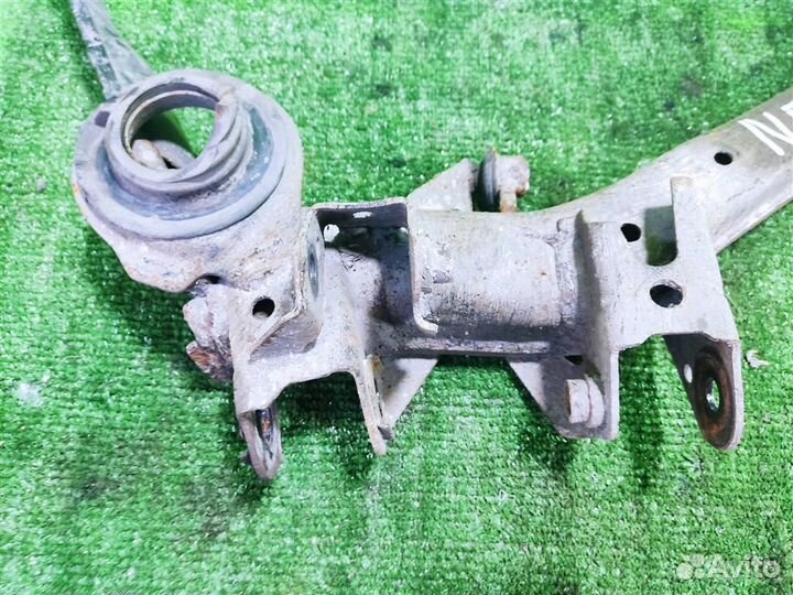 Рычаг задний поперечный правый Honda Civic 4D (FD