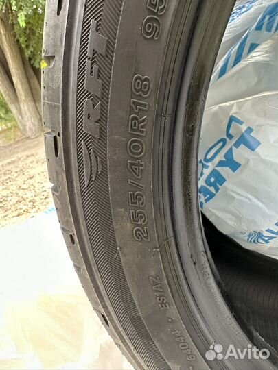 Bridgestone Turanza 6 225/45 R18 и 255/40 R18