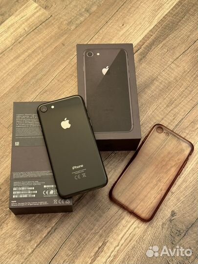 iPhone 8, 64 ГБ