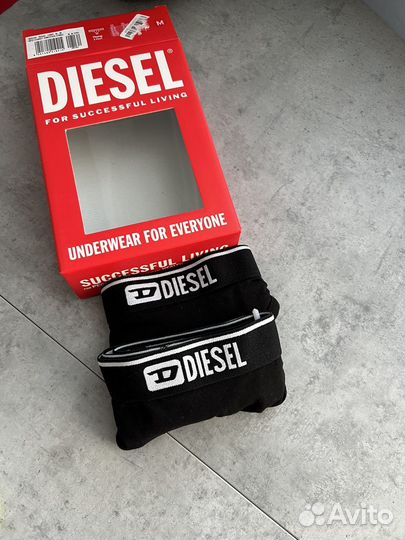 Трусы стринги diesel женские M в коробке 2 из 3