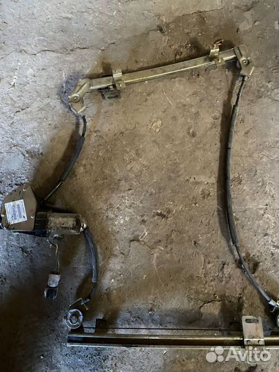 Стеклоподъемник передний правый для LADA калина