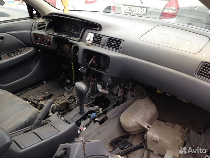 Запчасти Тойота камри