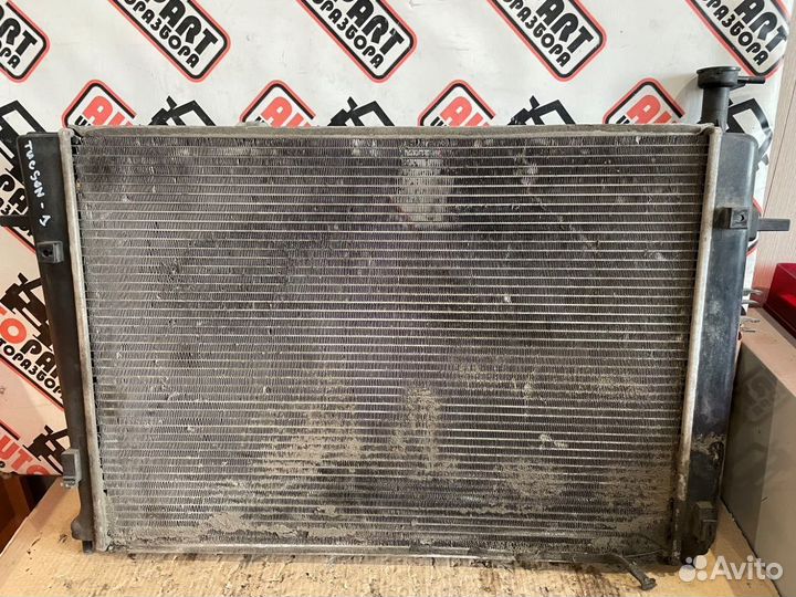 Радиатор основной Hyundai Tucson 1 дефект