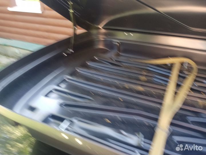 Автобокс на крышу