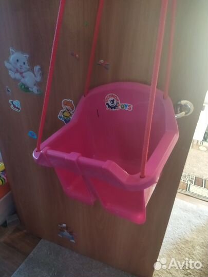 Детская качелька