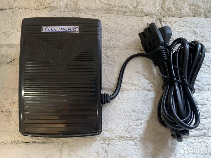 Педали для швейных машинок