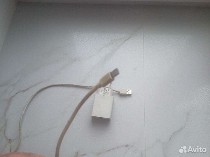 Продам зарядное устройство для телефона Oukitel