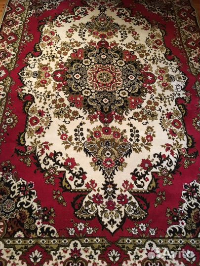 Шерстяные ковры