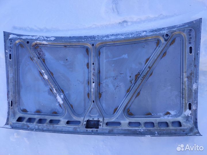 Крышка багажника 2103