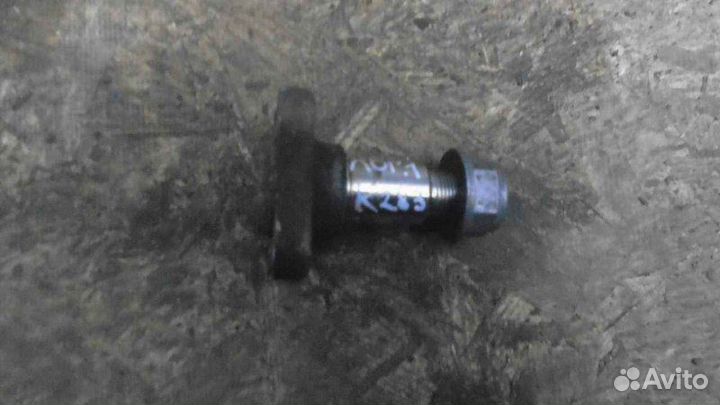 Цапфа задняя Renault Logan 1.4 2006