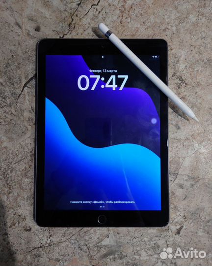 iPad 6th generation 128gb + Apple pencil 1 gen