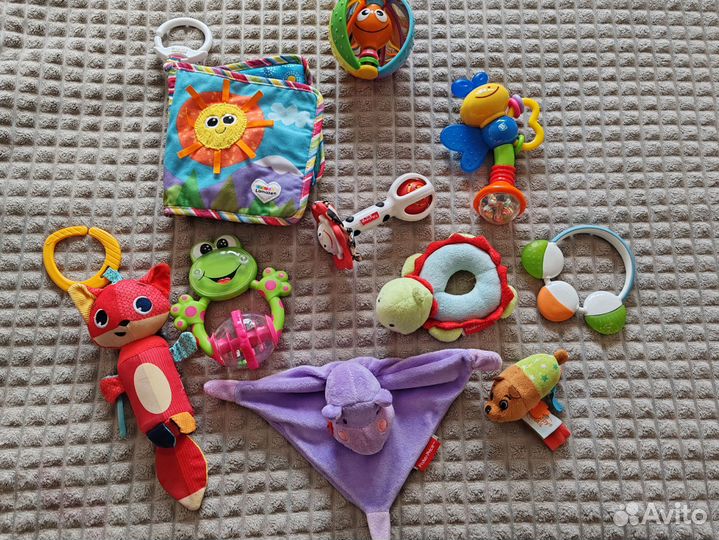 Погремушки игрушки fisher price, tiny love