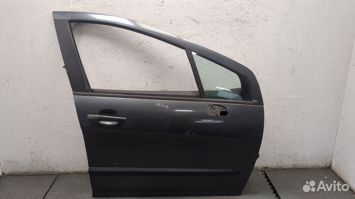 Дверь правая передняя Peugeot 308