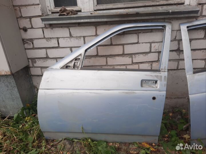 Дверь передняя и задняя левая ваз 2110