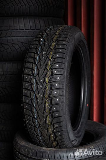 Zmax Winternova Stud III 235/65 R17 108T