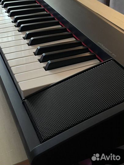 Цифровое пианино Yamaha NP-12