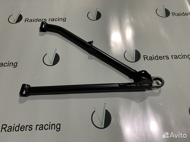 Рычаг нижний правый 36