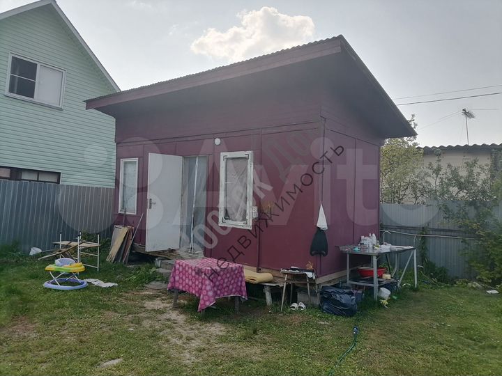 Дача 20 м² на участке 5,6 сот.