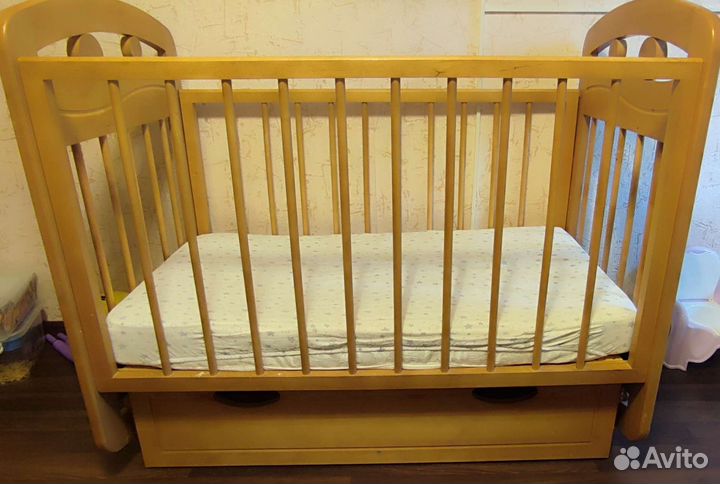 Детская кровать от 3 лет с матрасом бу