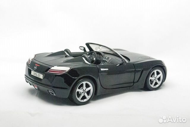 Opel GT (2008) 1:24 Maisto