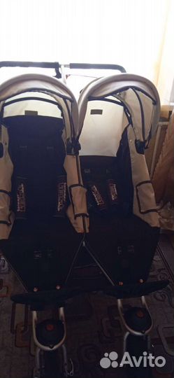 Прогулочная коляска для двойни или погодок