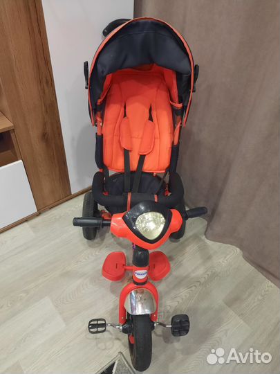 Детский велосипед с ручкой