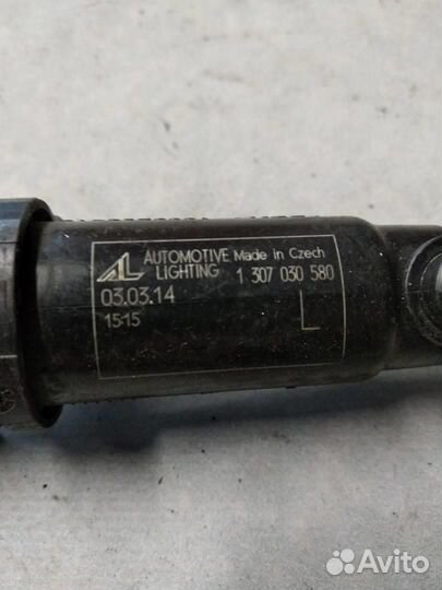 Форсунка фароомывателя левая 1307030580