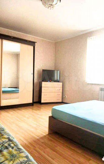 2-к. квартира, 57 м², 2/4 эт.