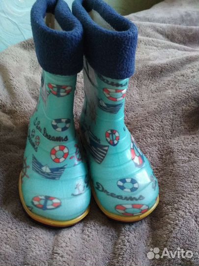 Резиновые сапоги