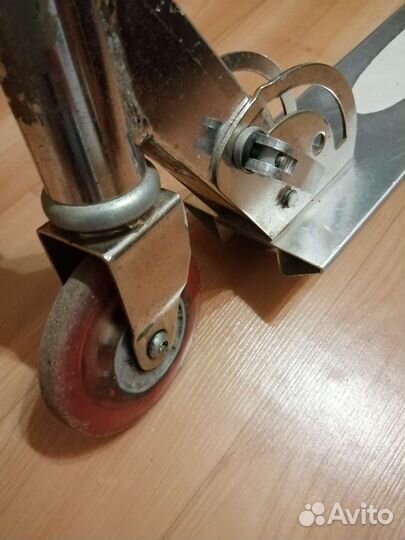 Самокат двухколесный