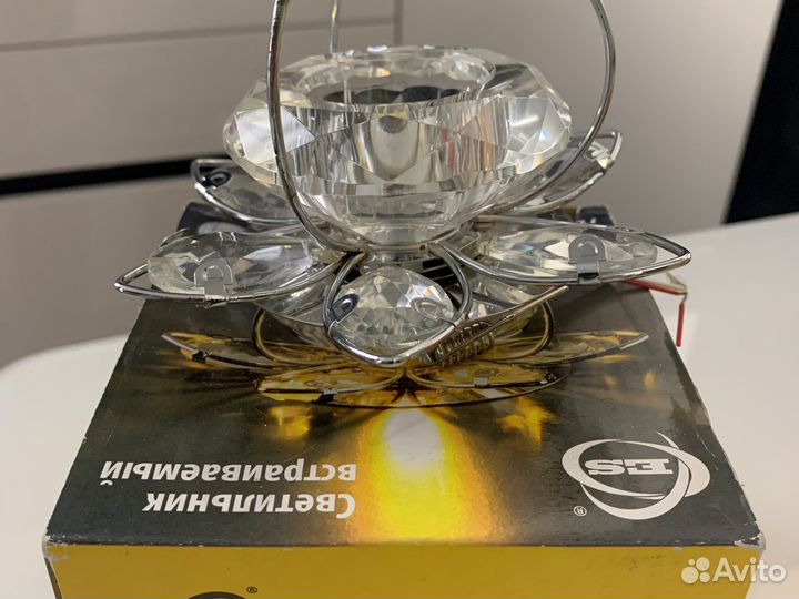 Светильник потолочный встраиваемый