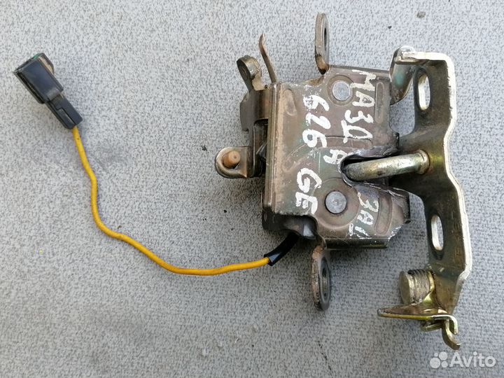 Замок багажн.с ответ.частью Mazda 626 GE 1992-1997